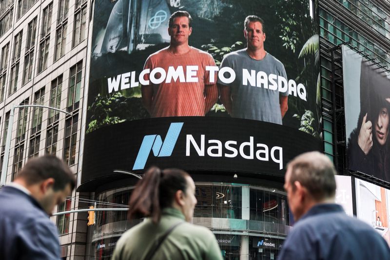 Nasdaq, Dow futures resume trade after CME outage