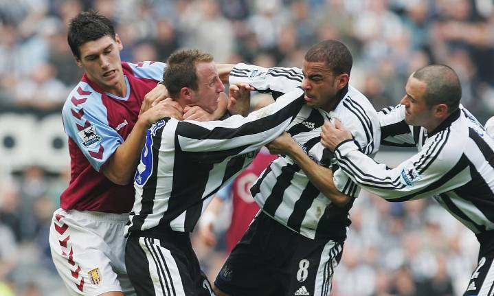 Ranked: The best team-mate bust-ups after Idrissa Gueye and Michael Keane clash