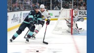 Eberle’s late goal helps Kraken beat Blackhawks 3