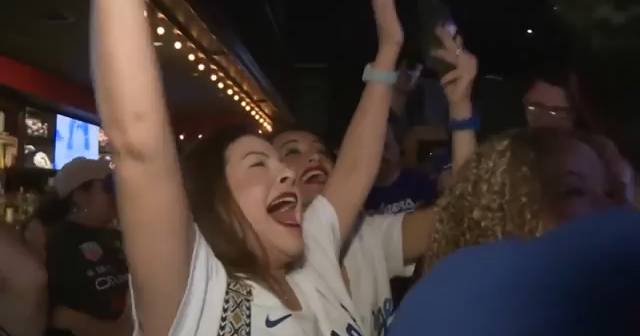 Los Angeles Dodgers clinch back-to-back World Series titles