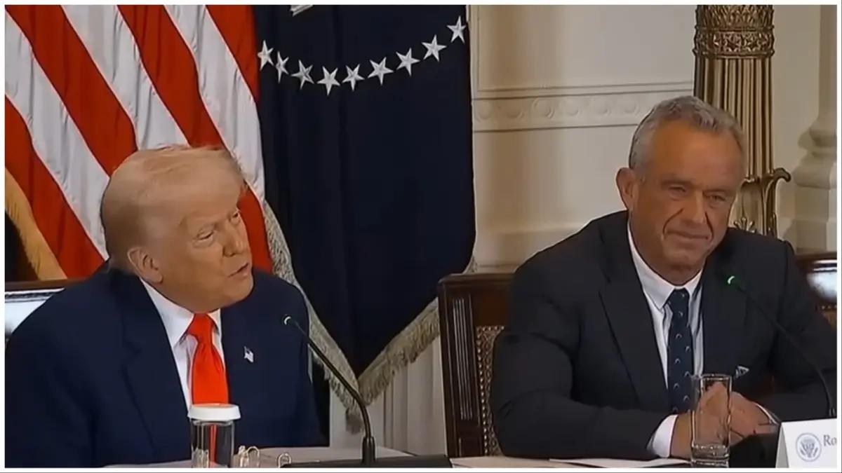 ‘Omggg’: RFK Jr. Says Trump Used a Life-Size Photo to Embarrass a Leader’s Height to His Face— the Story Derails When He Mimics Trump’s Hand Placement