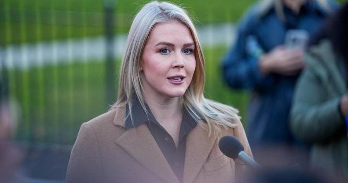 ICE detiene a brasileña que tiene lazo familiar con vocera de la Casa Blanca