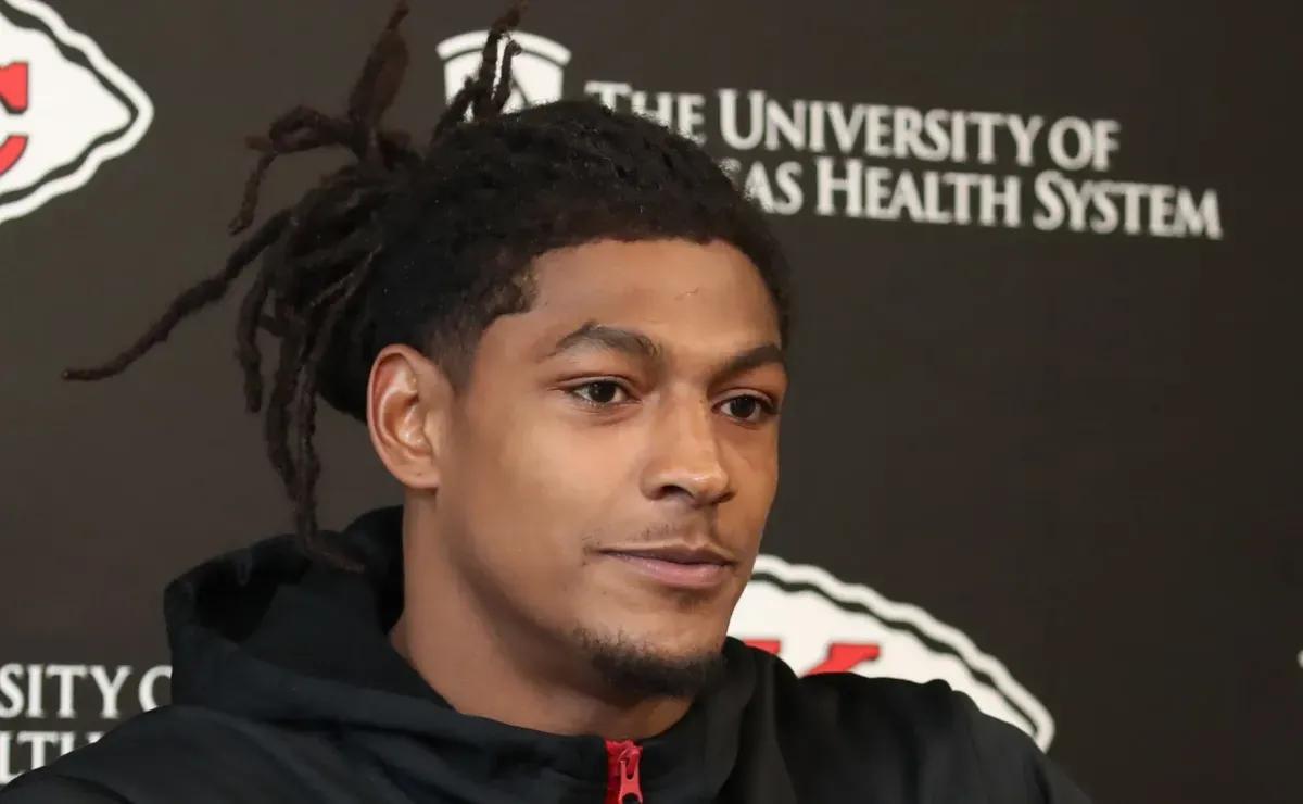 Is Isiah Pacheco playing today for Chiefs vs Cowboys on Thanksgiving?