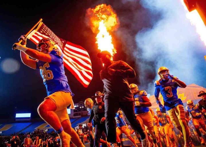 Rose Bowl seeks restraining order to halt UCLA from moving games to SoFi Stadium