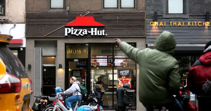 Yum Brands begins strategic review for struggling Pizza Hut chain