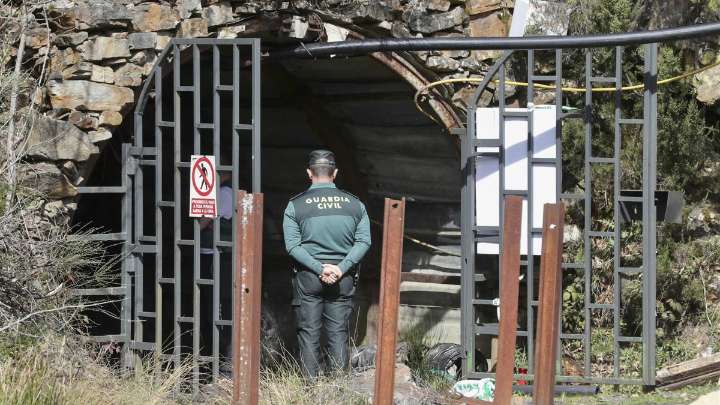 Aparece el primer minero muerto del accidente en Vega de Rengos en Asturias