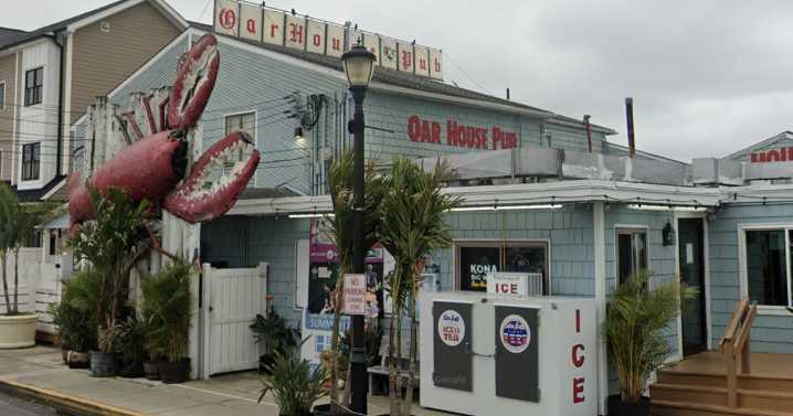 Oar House Pub, known for giant lobster sign in Sea Isle City, listed for sale for $7 million