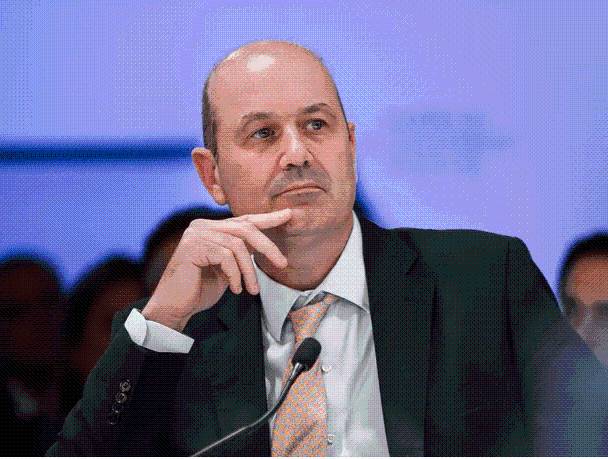 La interna de Sturzenegger y Pettovello complica la reforma laboral de Milei