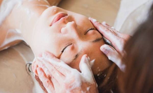 Un método japonés te deja el pelo luminoso en pocos pasos