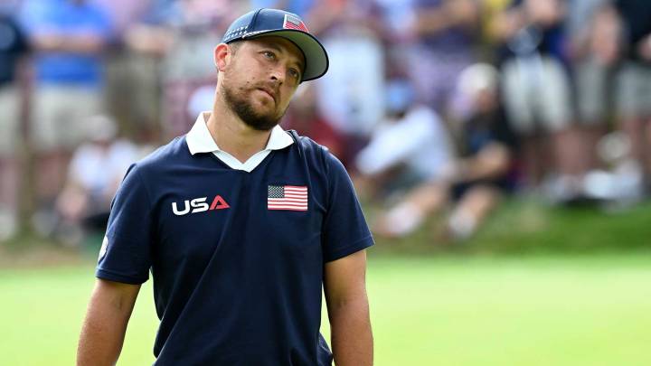 Xander Schauffele poses for meme-worthy picture after Skins Game loss