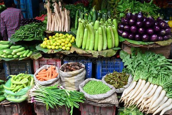 India’s wholesale and retail inflation slide further on softer food and commodity prices