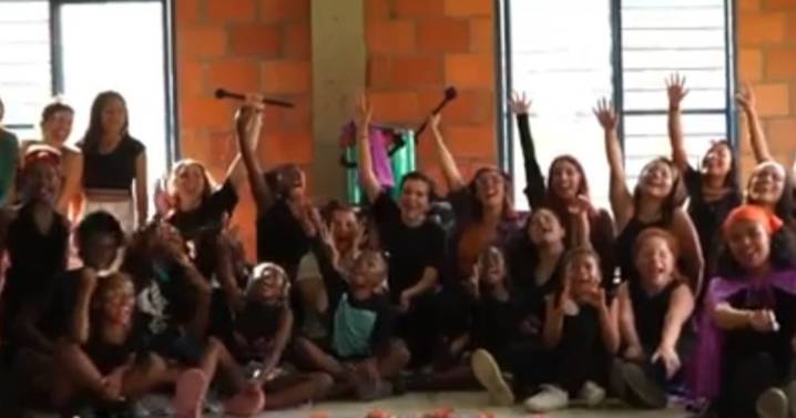 Niñas y mujeres se cansaron de sus violencias: decidieron unirse para defenderse con todas sus fuerzas