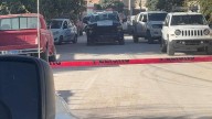 Asesinan a hombre en la cochera de su casa para robar su auto