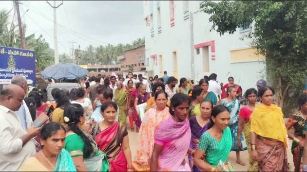 At least 7 people killed in Kasibugga temple stampede in Andhra Pradesh