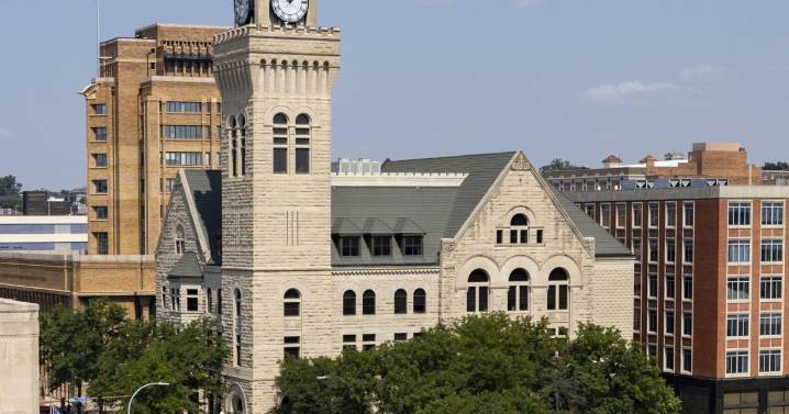 Application deadline for Mayor's Youth Commission extended