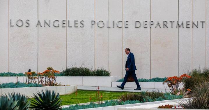 Ex-LAPD officer staged police raid in $350,000 crypto heist, prosecutor says