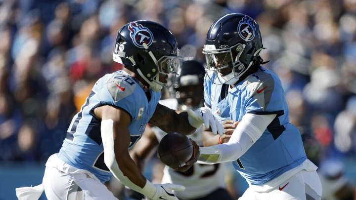 Titans lead Texans 3-0 at halftime