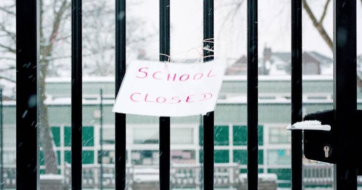 Full list of Scotland's schools impacted for third day as yellow ice warning continues