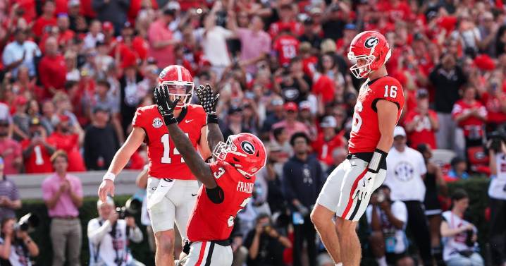 How Georgia’s SEC title game status affects Bulldogs’ playoff scenarios