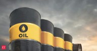As US sanctions on Russian oil loom, India prepares to end its crude buying spree