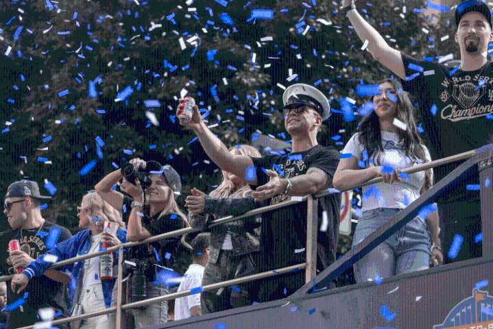 Los Dodgers desatan la euforia masiva en Los Ángeles por su triunfo en la Serie Mundial (+Fotos)