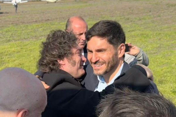 Maximiliano Pullaro ve "con muchas expectativas" los cambios de Javier Milei