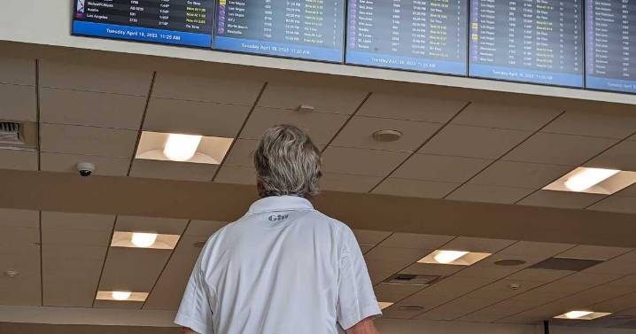 Recortes y retrasos en vuelos en el Sur de California y EE. UU. debido al cierre parcial del gobierno