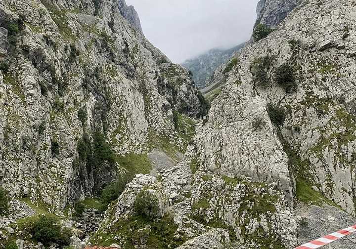 Fallece una malagueña de 44 años tras sufrir una caída en la Canal del Texu, en Cabrales