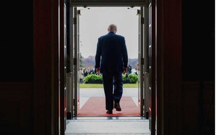 Trump recibirá el miércoles la ley que obliga publicar los archivos de Epstein