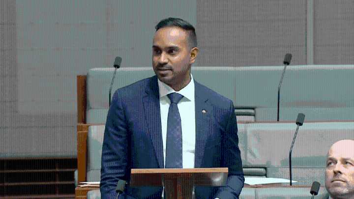 ‘Where’s Bowen?’: Lights go out in Parliament House amid debate about Labor’s all