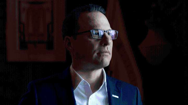 Shapiro signs ‘hair discrimination’ ban in Pennsylvania