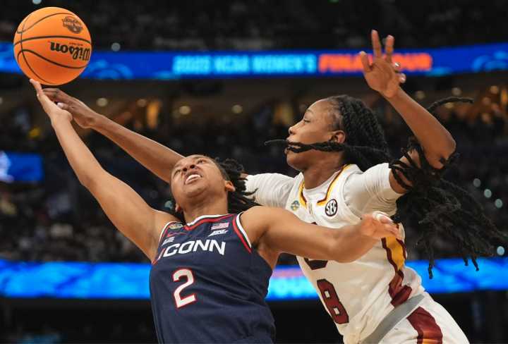 Gamecocks return to basketball Hall of Fame Showcase in 2026