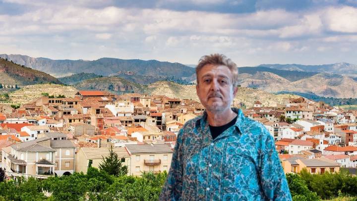 El pueblo de Albacete donde creció el cantante Manolo García: su refugio entre montañas y recuerdos