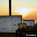 XRP Outperforms Bitcoin as ETF Filings Enter 20-Day Window, Setting up Breakout Trade to $2.80