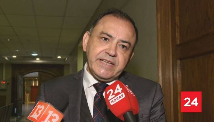 Juez Ulloa acusa "vendetta política" por AC en su contra y apunta a "sectores ideológicos"