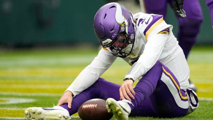Vikings put quarterback J.J. McCarthy in concussion protocol