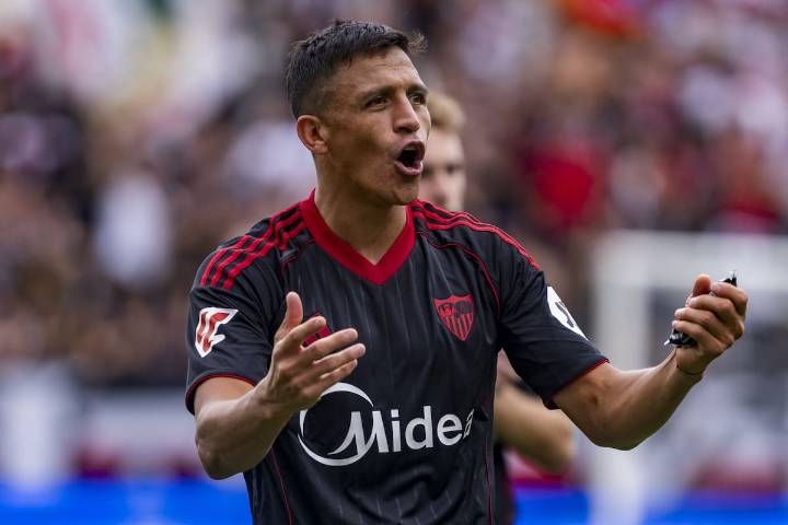 VIDEO. Alexis Sánchez enciende el derbi: su llamado a los hinchas de Sevilla antes de enfrentar al Betis de Pellegrini