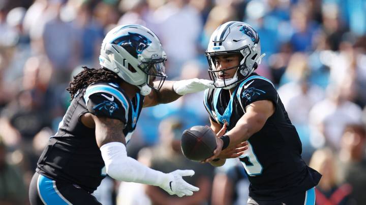 Rico Dowdle puts Panthers up 7