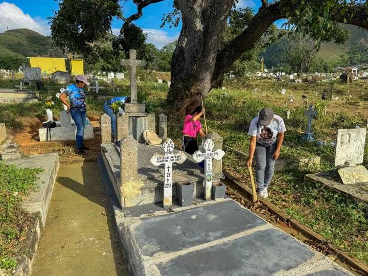 Alcaldía desplegó operativo especial de atención en el Cementerio Municipal de Valencia