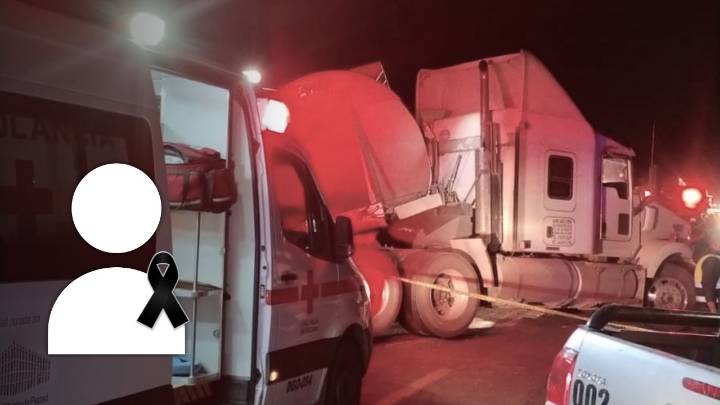 Joven pierde la vida en choque contra tráiler en carretera de Nuevo Ideal; conductor habría huido