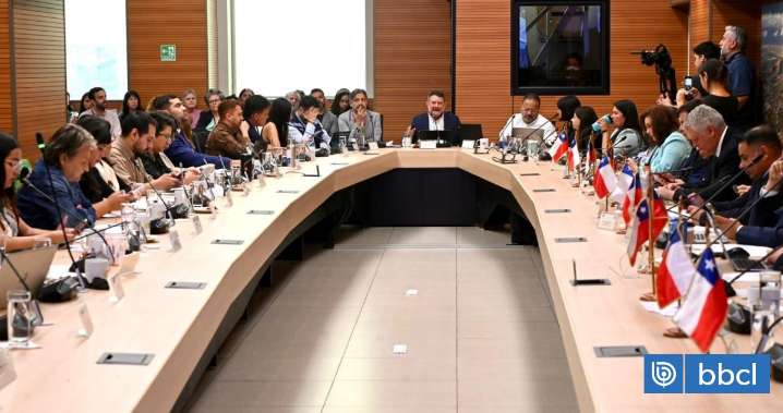 Aprueban millonarios fondos para programa "Quédate" en la RM: cores UDI y republicanos se abstuvieron