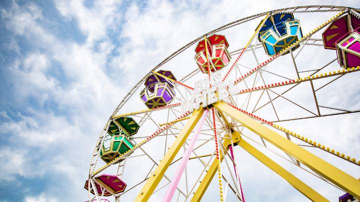 2 Young Girls Injured After Falling Out Of Ferris Wheel At Harvest Festival