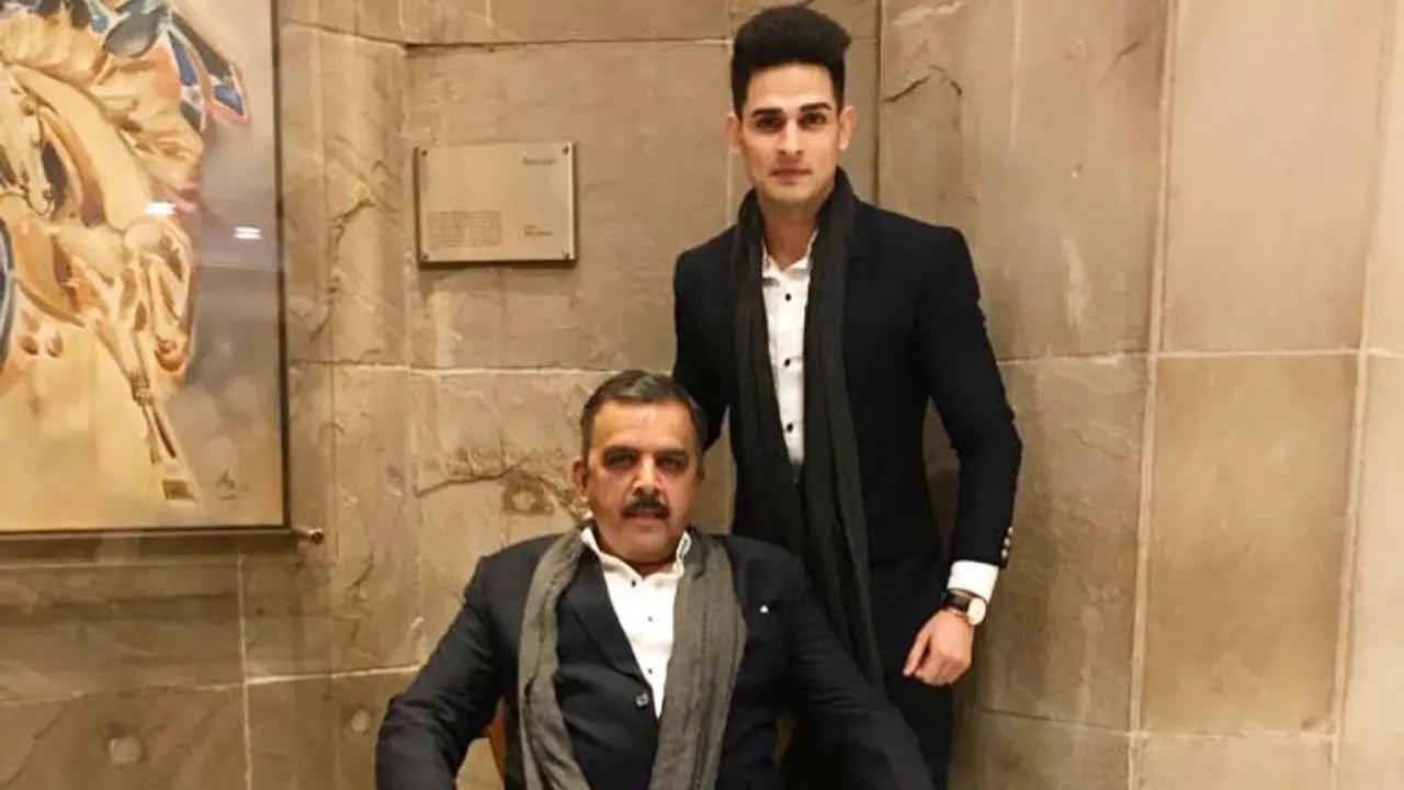 Bigg Boss 11 fame Priyank Sharma's father dies at 59