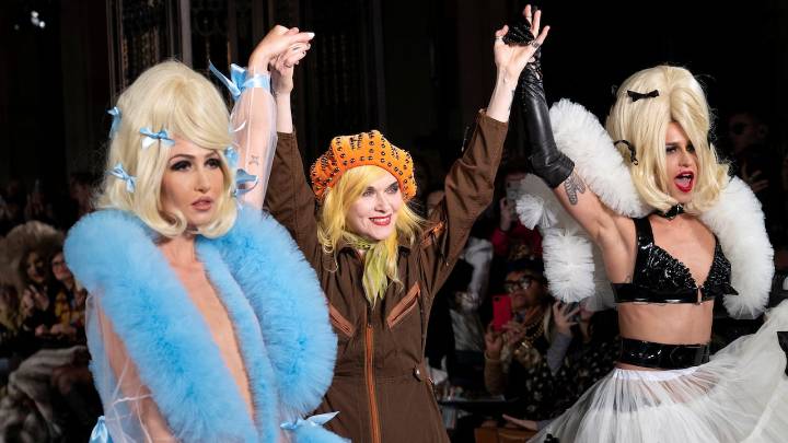 Pam Hogg: elogio de la moda “punk rock” que vistió a Rihanna, Lady Gaga, Debbie Harry y Björk