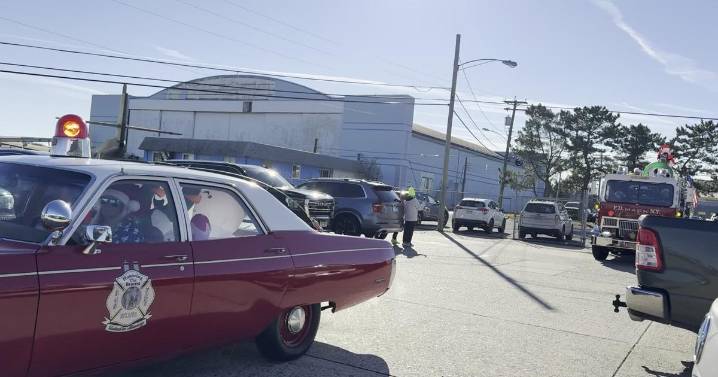 WATCH: Santa Claus arrives at Christmas at the Hangar event