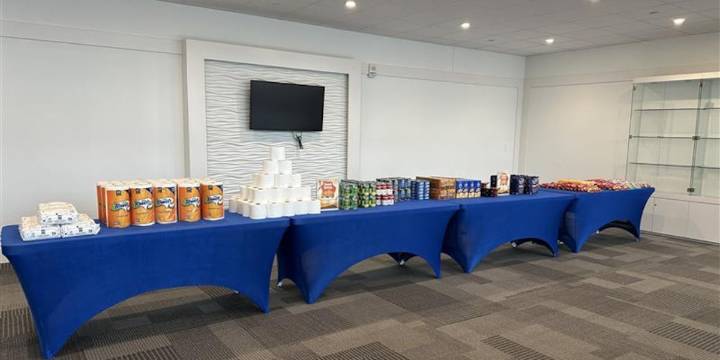 Wichita airport accepting food drive donations as government shutdown continues