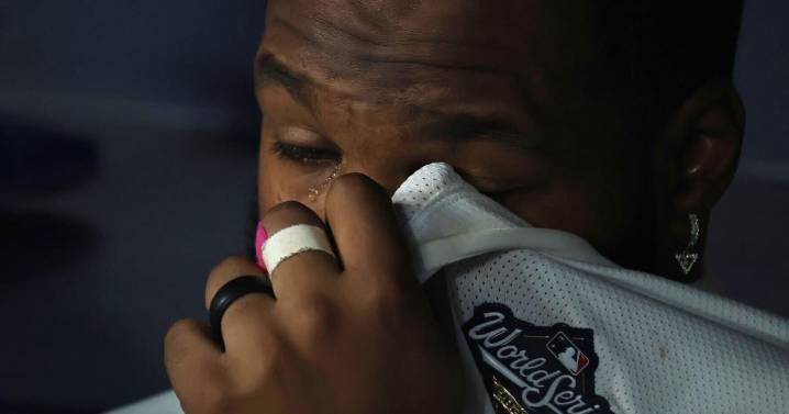 Love for Blue Jays means not having to say they’re sorry