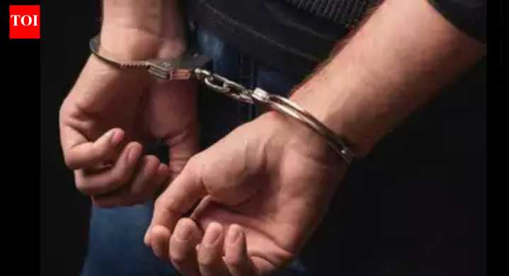 Two Indian-origin Canadians charged in US led cartel crackdown; alleged to have helped fugitive druglord in murder, bribery