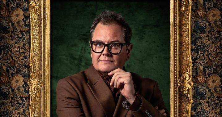 Mum who lost young child send vital message to Alan Carr