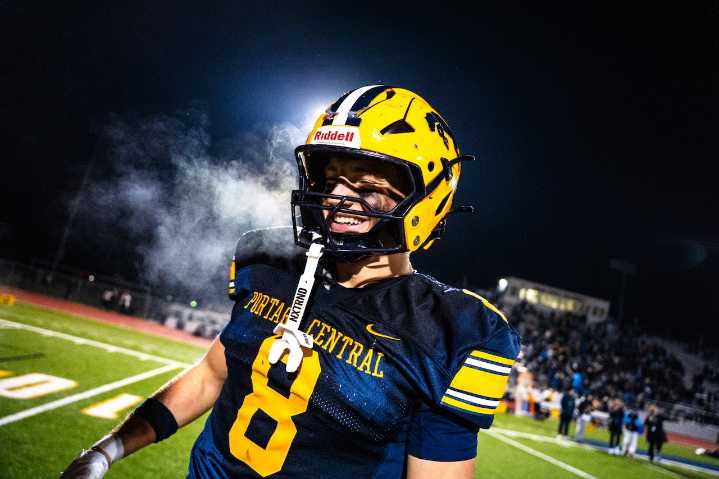 Versatile 3-star Portage Central TE flips commitment to this historic SEC program